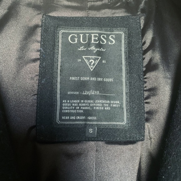 Guess faux fur poncho coat - Picture 7 of 9